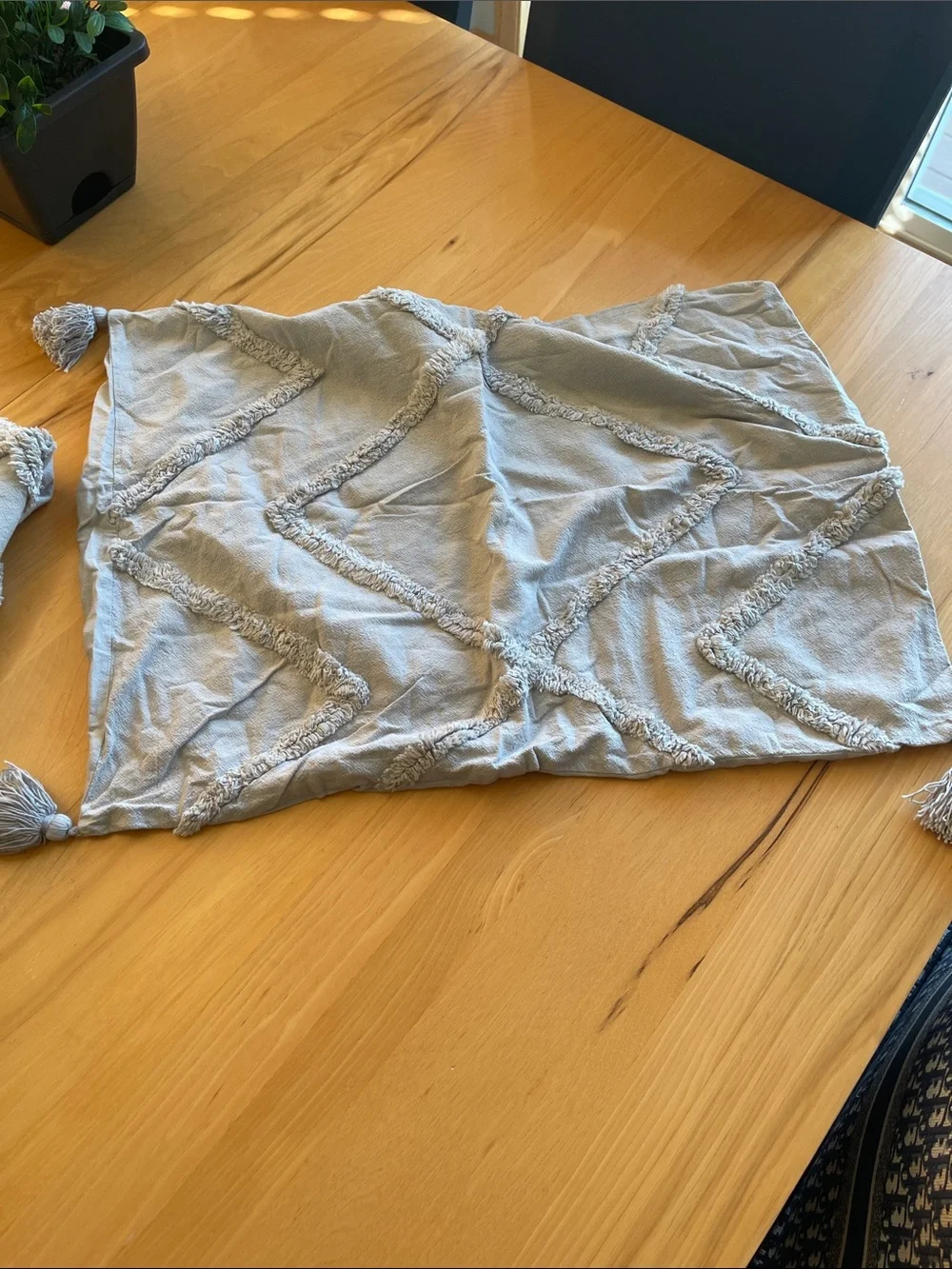 Pottery Barn teen textured gray duvet and pillow case.